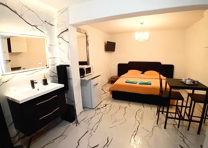 Charmante Au Rdc- Parking Gratuit Extérieur Maison d'hôtes